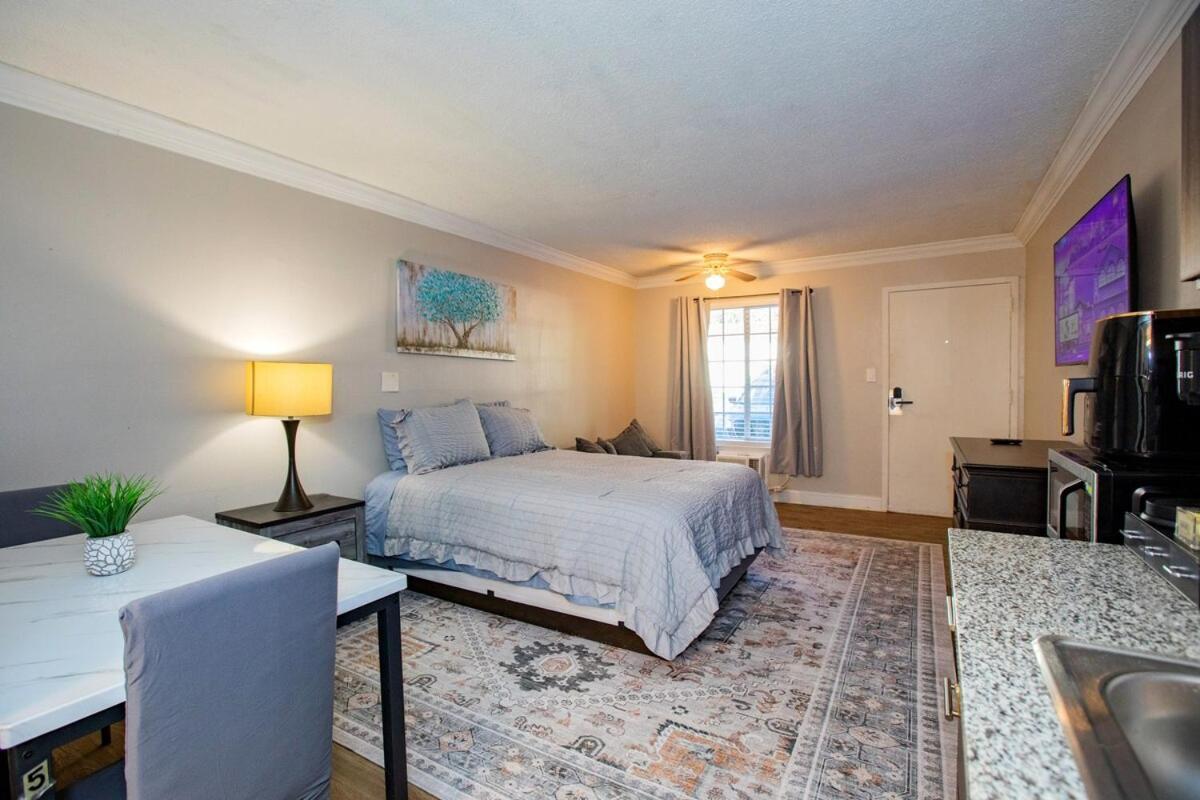 Lux Mins To Nascar Hof Cdia & Atrium Health