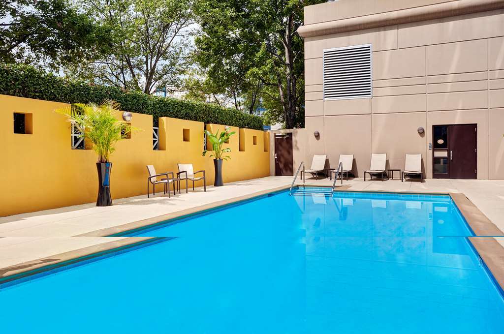 Hotel Doubletree By Hilton Uptown Charlotte