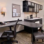 Sonesta Simply Suites Charlotte University