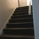 4, Sleep 5, Walk To Attractions In Uptown Apartment *