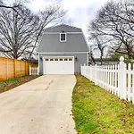 Adorable Charlotte Vacation Rental In Noda!