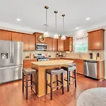 Charming Retreat In Steele Creek Home