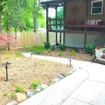 Belmont Nc Riverfront 2-bedroom Garden