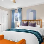 5Bd Vibrant Haven: Basketball - 10Mins To Airport
