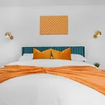 5Bd Vibrant Haven: Basketball - 10Mins To Airport