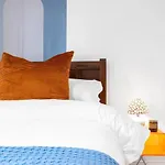 5bd Vibrant Haven: Basketball - 10mins To Airport Charlotte