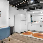 5bd Vibrant Haven: Basketball - 10mins To Airport Holiday home Charlotte