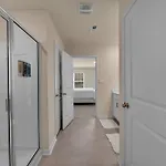 Beautifull House Near Airport