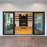Charlotte\'S Modern Luxe Home - Your Stylish Haven