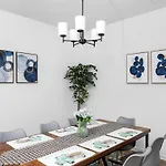 Perfect Getaway Prime Location Game Room And Hottub