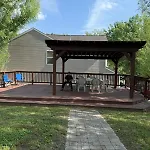 Beautiful Bed And Bath In Charlotte