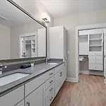 Apartment Luxe King 2br In Waverly Charlotte