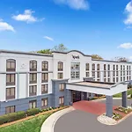 Spark By Hilton Tyvola I-77 Charlotte