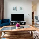 Skyline Vista Penthouse In The Queen City