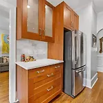 2 Bedroom In Myers Park With Comfortable Screened Porch * Charlotte