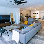 Private Room With Private Bathroom