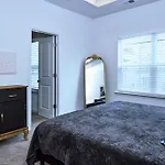 Southern Haven Stunning Modern Townhome * Charlotte