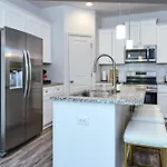 Southern Haven Stunning Modern Townhome Charlotte