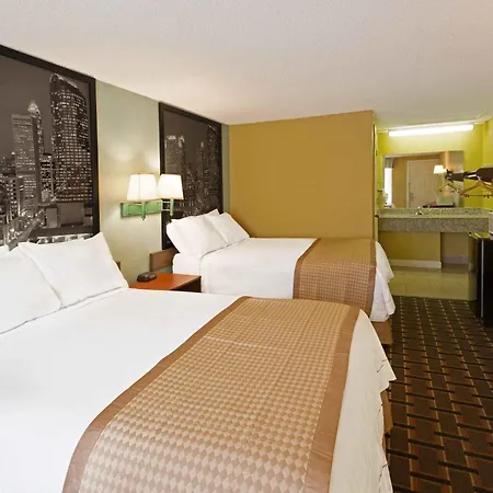Inn Rodeway Airport Area 4*
