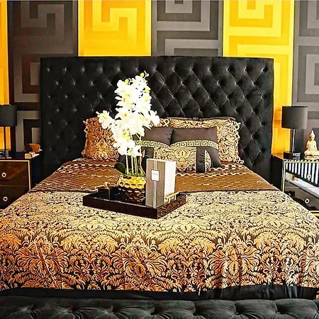 Apartment The Versace Loft *