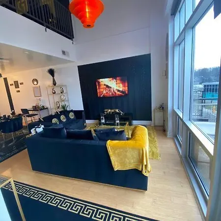 The Versace Loft * Charlotte