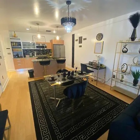 Apartment The Versace Loft Charlotte