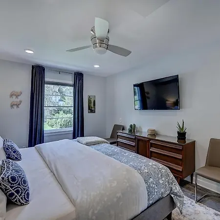 The Collection Clt: 510 Queens 3* Charlotte
