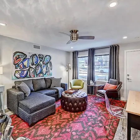 Aparthotel The Collection Clt: 510 Queens