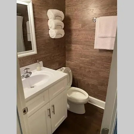 Holiday home Belmont Nc Riverfront 2-bedroom Garden