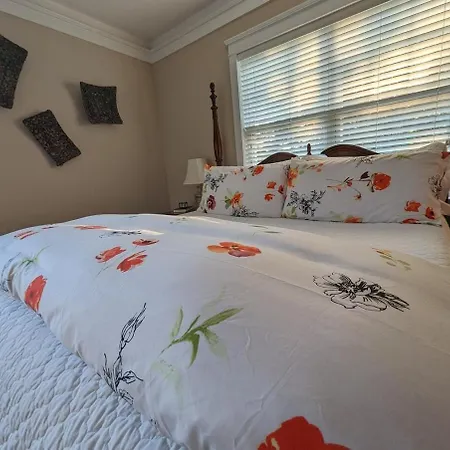 Hotel Heaven In Huntersville 3*