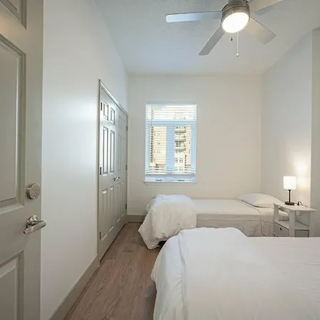 Apartment Uptown Style *