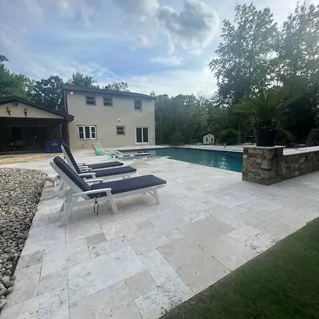 Hotel Stunning 4 Bed House Perfect For Nature Lovers 4*