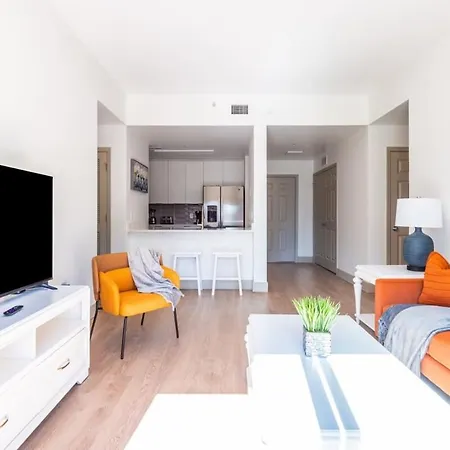 3br Premium Downtown With Office & Gym Apartment Charlotte