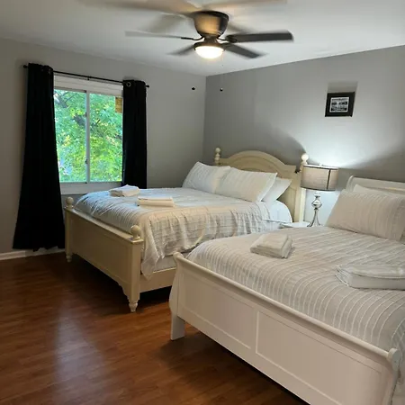2 Bedroom Townhouse Holiday home *