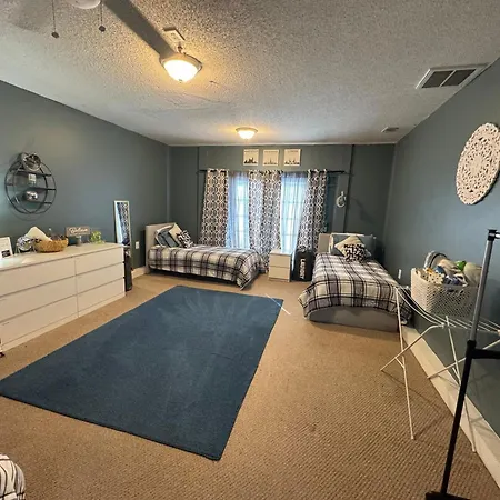 Gonzalez's Cozy Shack Holiday home