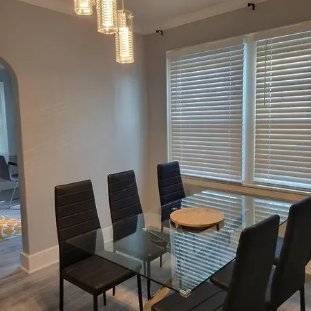 Holiday home Modern Place In A Perfect Spot Charlotte