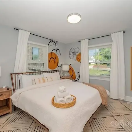 Modern Place In A Perfect Spot Holiday home *