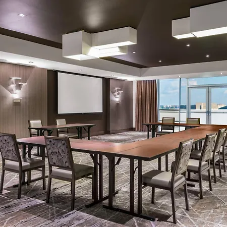 Hotel Ac By Marriott Center 3*