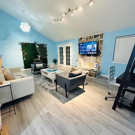 Holiday home Family Retreat In Pineville Near South Park & Ballantyne Charlotte