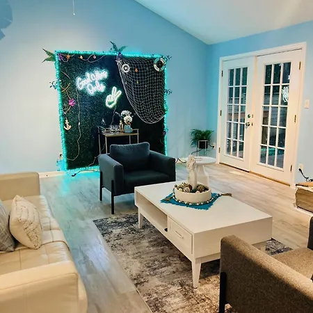 Holiday home Family Retreat In Pineville Near South Park & Ballantyne Charlotte
