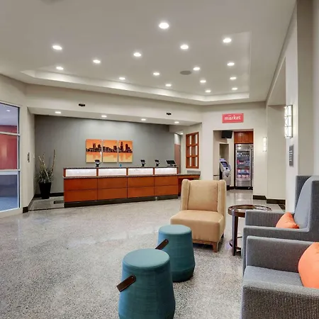 Drury & Arrowood Hotel