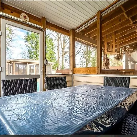Tropical Oasis With Tiki Bar, Firepit, Seasonal Pool