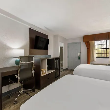 Quality & Airport 3* Charlotte