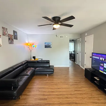 2 Bedroom Townhouse