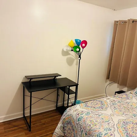 Dukehaven Near Northlake, Uptown, Route To Airport *