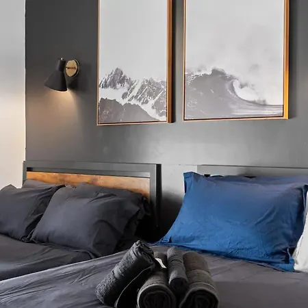 Luxe King 2br In South Apartment *