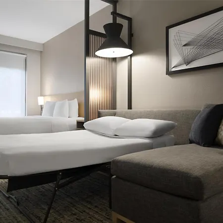 Hyatt Place Arrowood Hotel 3*
