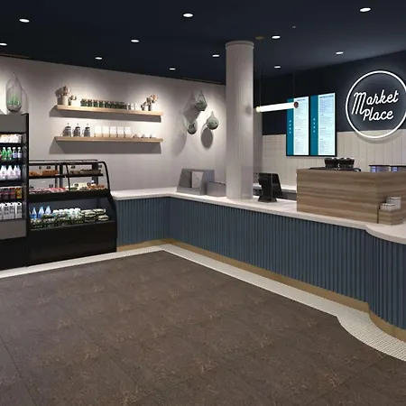 Doubletree By Hilton Center Hotel 4*