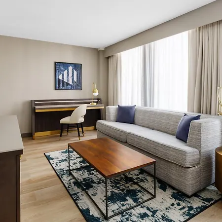 Hotel Doubletree By Hilton Center Charlotte