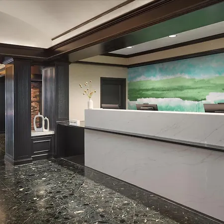 Marriott Southpark Hotel 4*